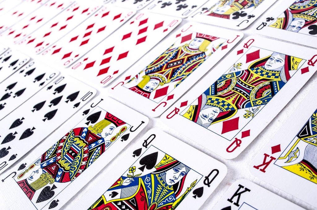 3 Card Poker online 